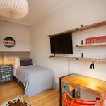 5 Bed Corporate House In Redland Free 5-car Parking & King Twin 3 Bathrooms Mon-fri * Bristol
