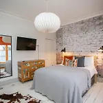 5 Bed Corporate House In Redland Free 5-car Parking & King Twin 3 Bathrooms Mon-fri Casa vacanze *