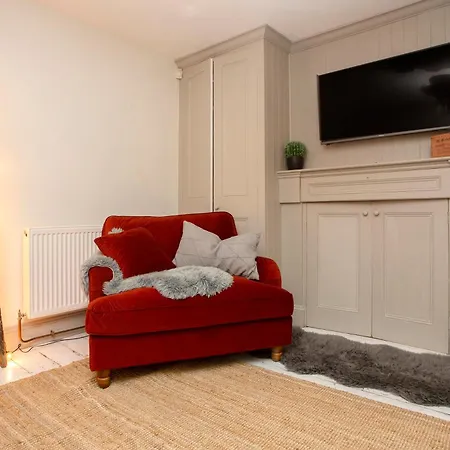 5 Bed Corporate House In Redland Free 5-car Parking & King Twin 3 Bathrooms Mon-fri * Bristol