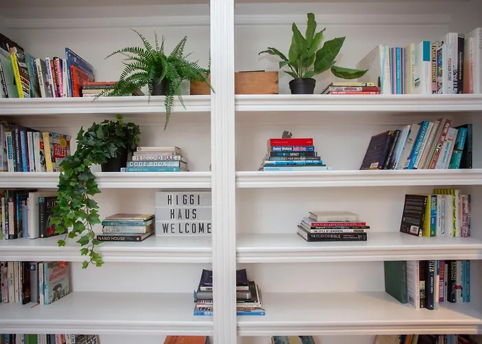 5 Bed Corporate House In Redland Free 5-car Parking & King Twin 3 Bathrooms Mon-fri Hébergement de vacances