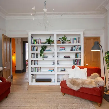 5 Bed Corporate House In Redland Free 5-car Parking & King Twin 3 Bathrooms Mon-fri * Bristol