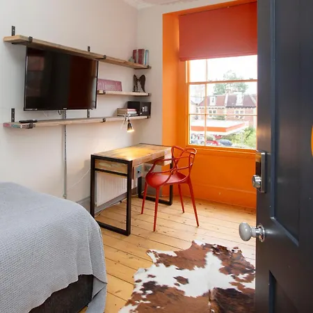 Prázdninový dům 5 Bed Corporate House In Redland Free 5-car Parking & King Twin 3 Bathrooms Mon-fri Bristol